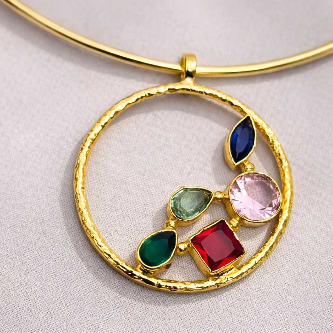 Multicolour Ring Pendant Hsli Necklace Set with Ruby Studs - Image 3
